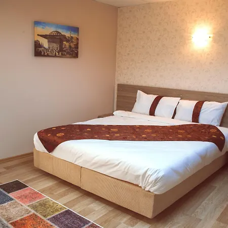 Grand Dedem 3*